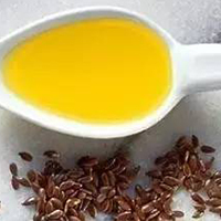 拥有独立的不低于60平米的经营门面